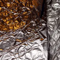 Folia aluminiowa gdzie wyrzucić? Oto co musisz wiedzieć o recyklingu